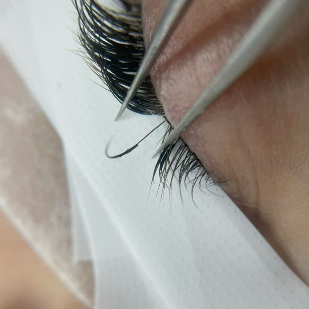 Classic Sets Refills at The Esthetics Lounge in Houston, TX