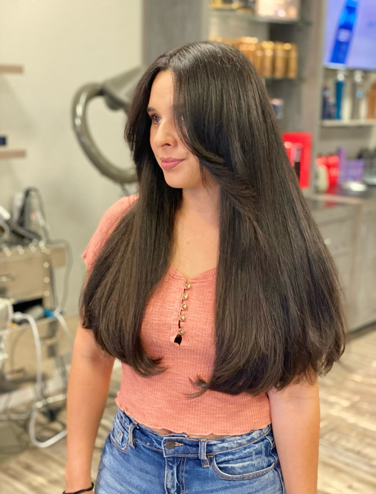 Womens Haircut at Crystal’s Salon in San Antonio, TX