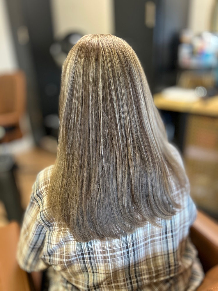 Lowlight ONLY at Hair by DeeAmber in Granbury, TX