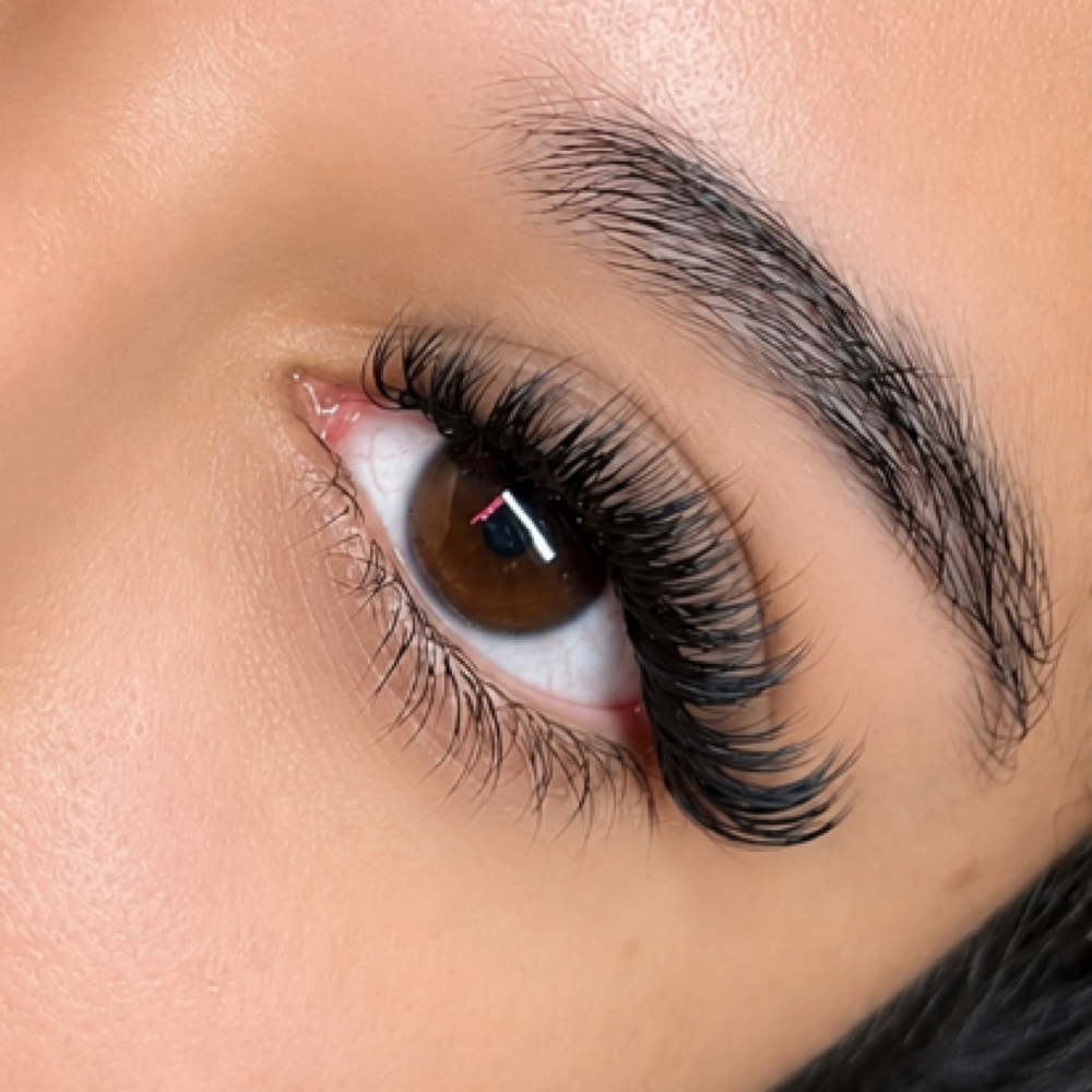 Hybrid Set at Rea Beauty in Houston, TX