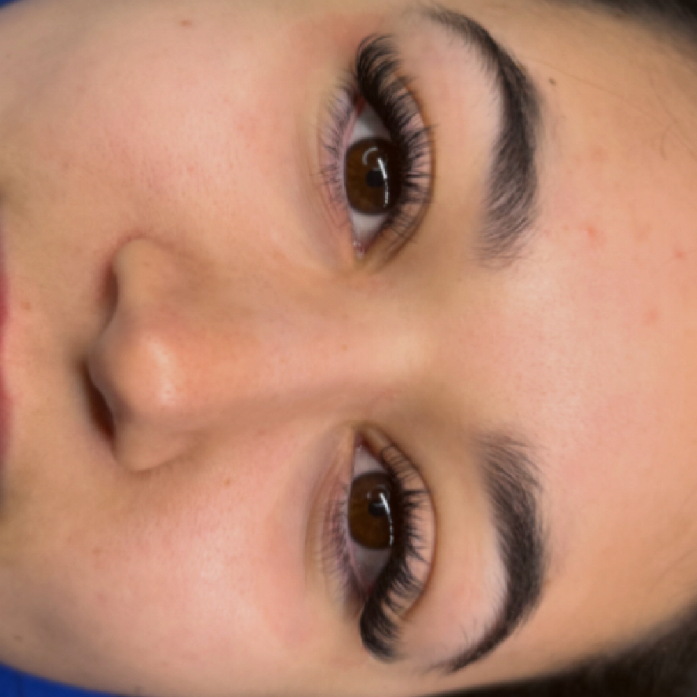 Lash- Wet Set Spring sale at Dahlias Wellness Center in passaic, NJ