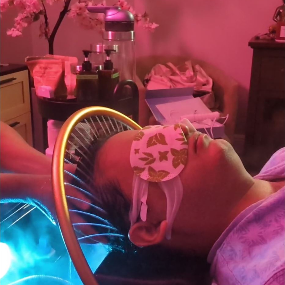 Holistic Head Spa Ritual at Gorgeous Glow Facial Spa, LLC in Boynton Beach, FL