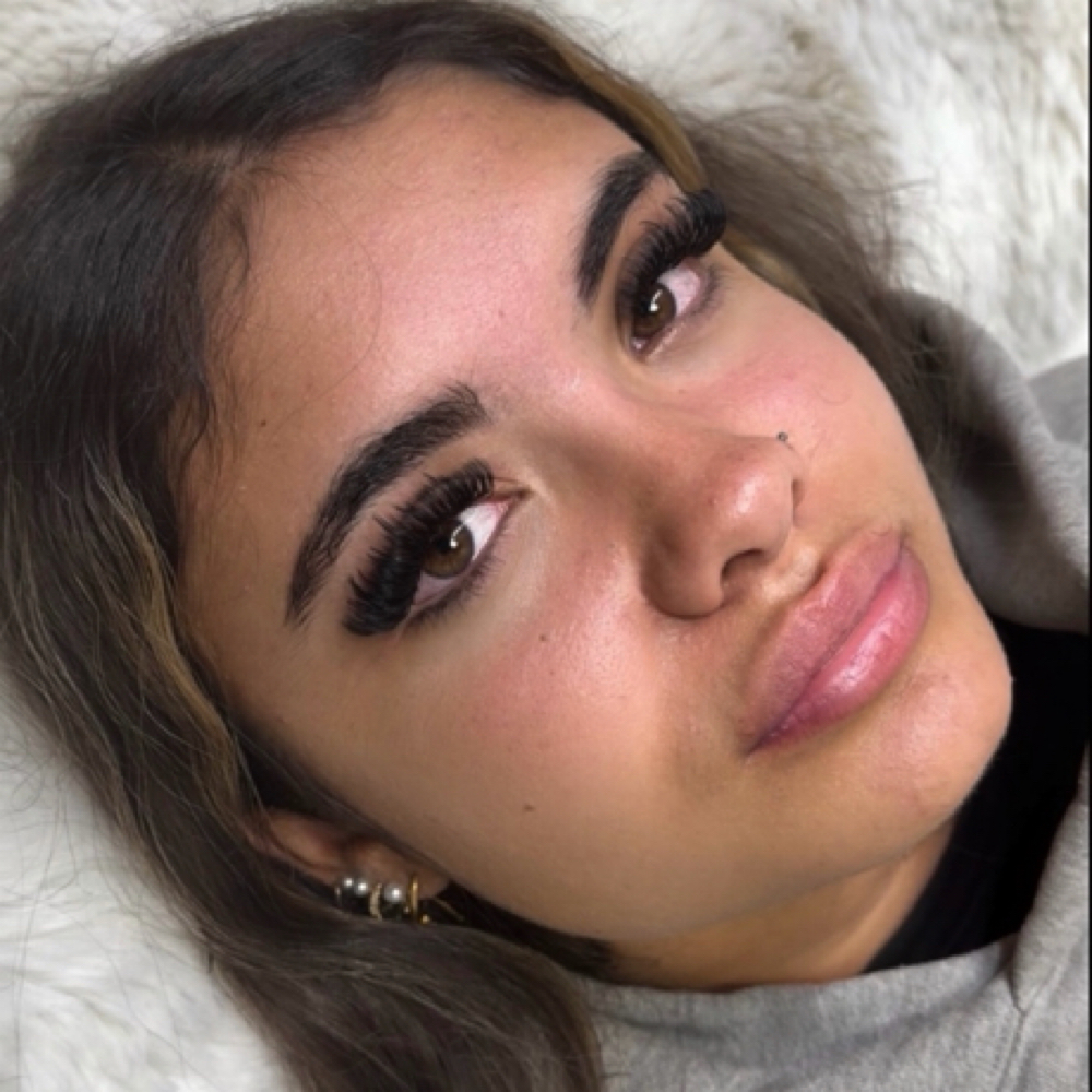 Volume Full Set at Lai’s Lash co in Boardman, OH