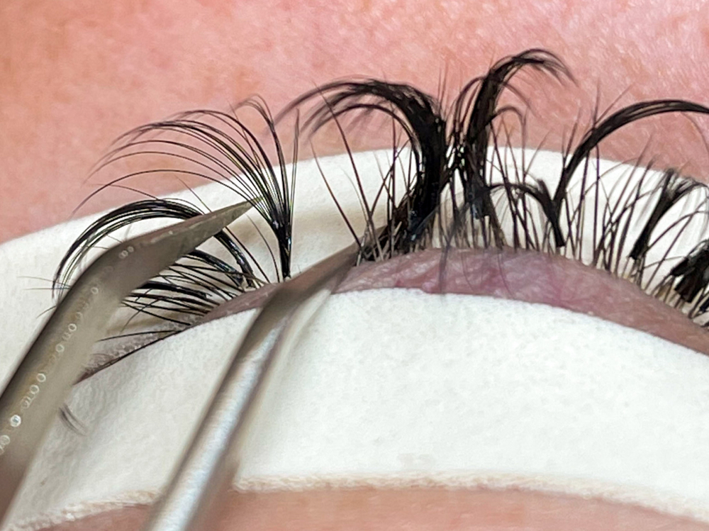 Lash Extension Removal