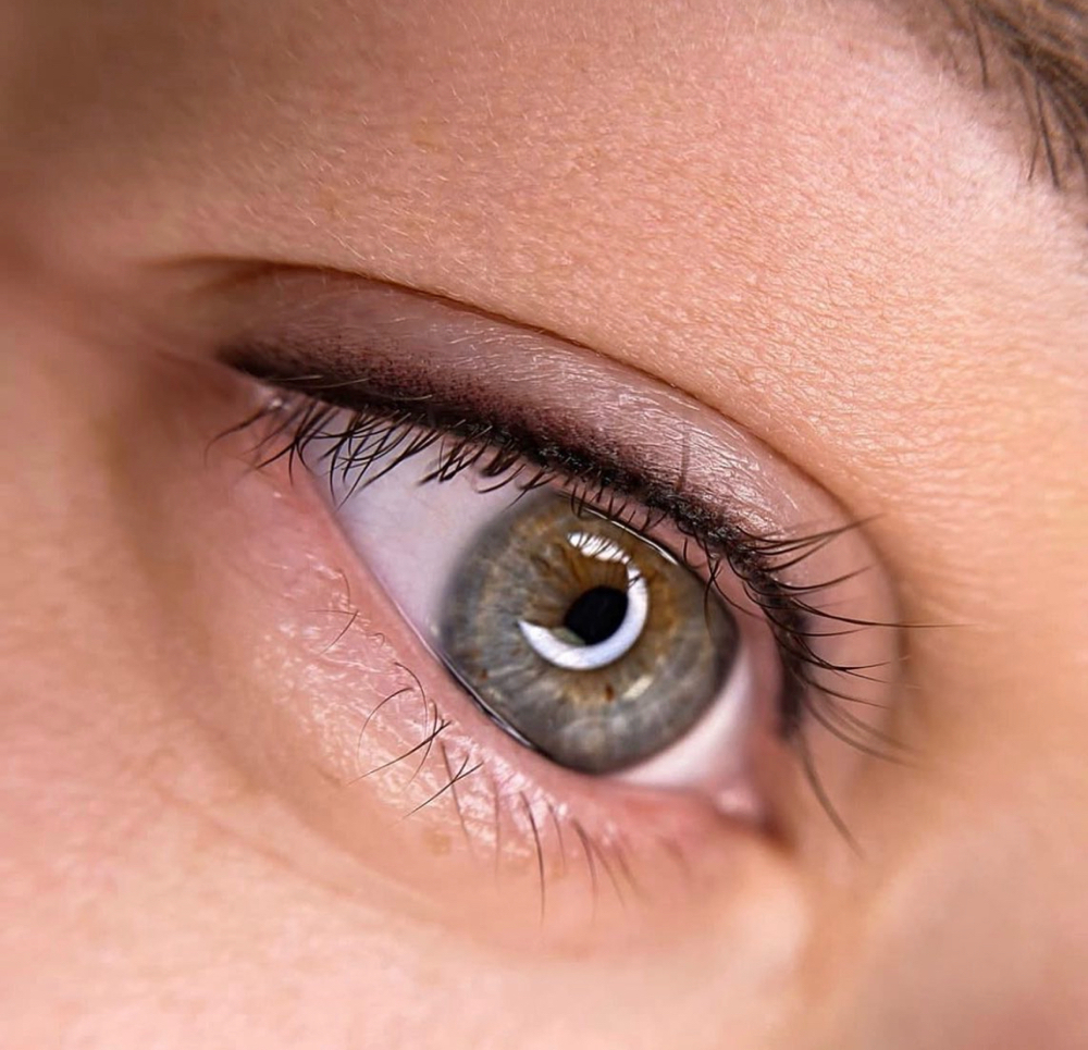 Lashline Enhancement