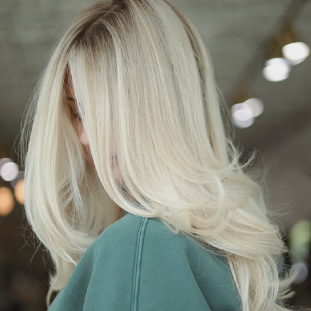 Maximum Foil with Alexia at Form Hair Studio FL in Fort Lauderdale, FL