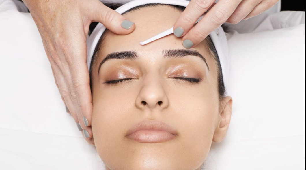 Facial Fitness Dermaplaning Facial