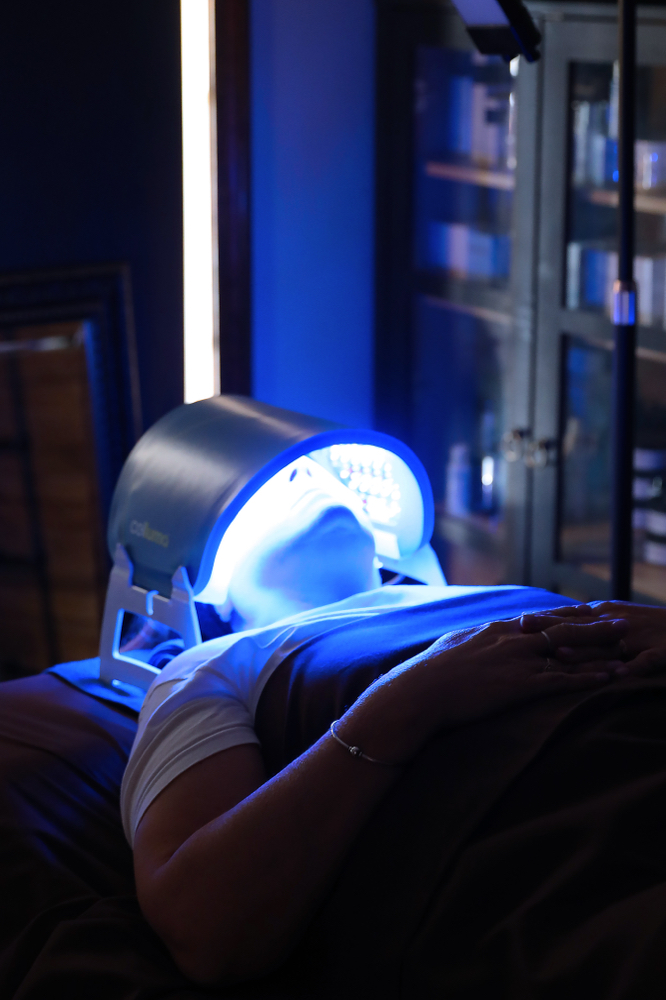 LED Light Therapy Facial
