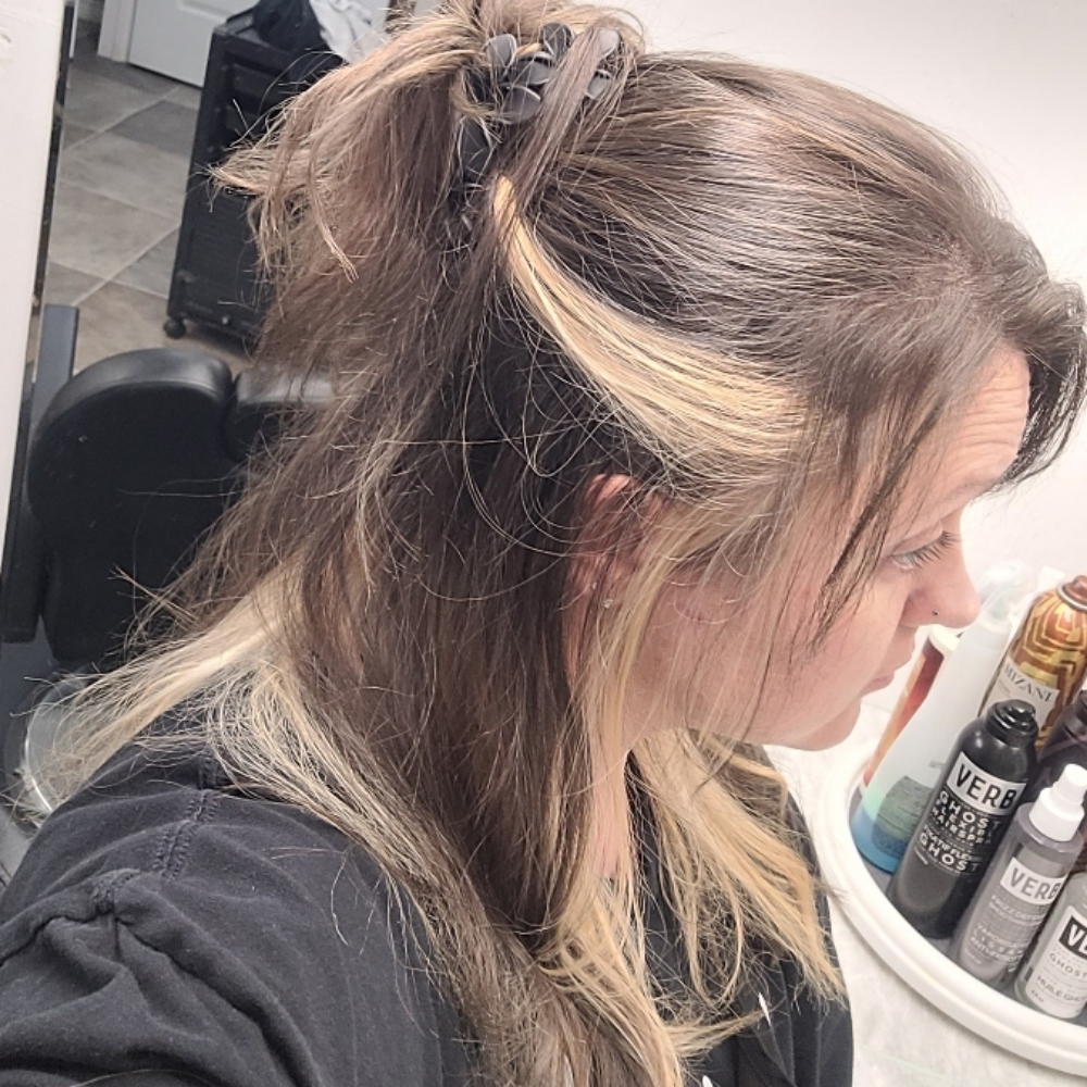 Lighten Up A Little at Cre8ive Salon in Maud, TX