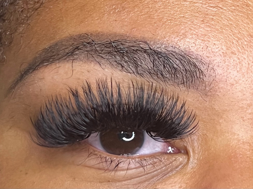 Mega Volume Eyelash Extensions