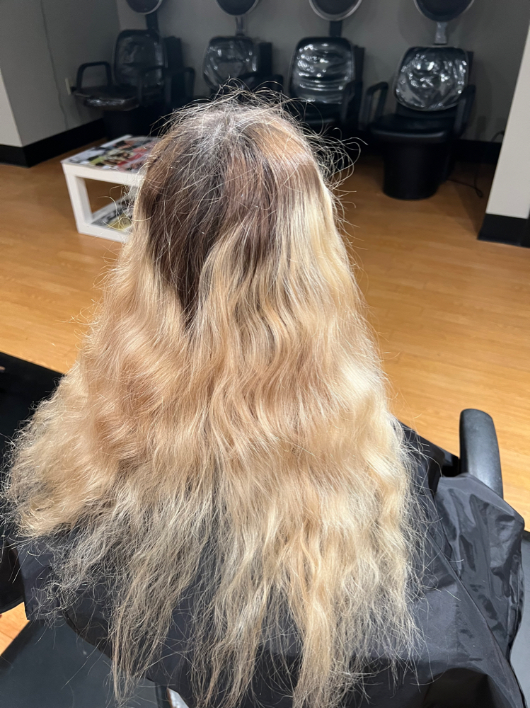 Blonding Roots