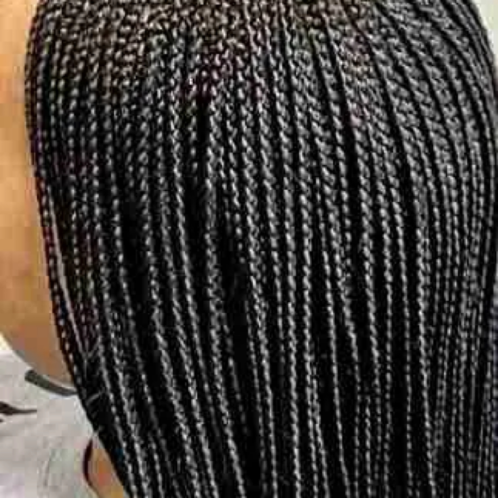 BOX BRAID SMALL at Yawa Hair Braiding & Locs in Texas, TX