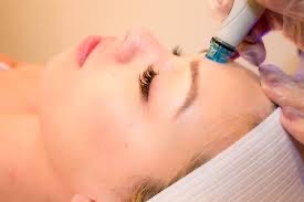 Diamonds In The Water Facial-75mins