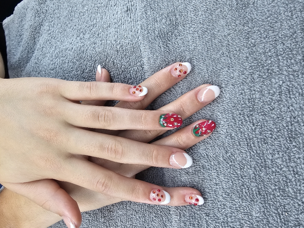 Free Hand Line Art 2 Nails