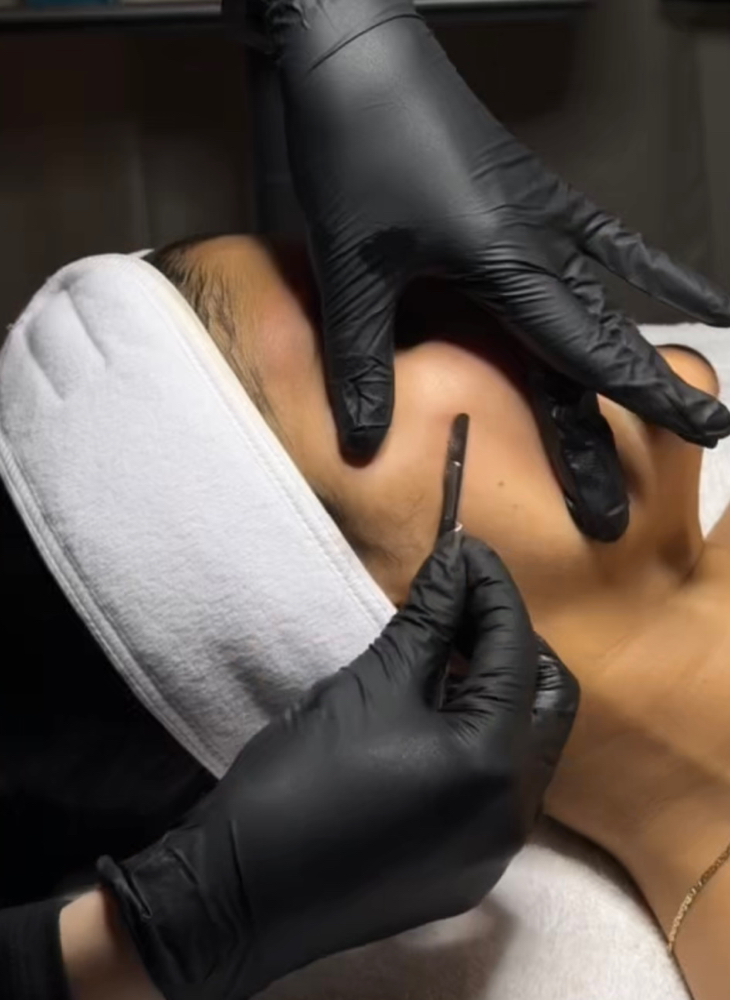 Dermaplane Facial