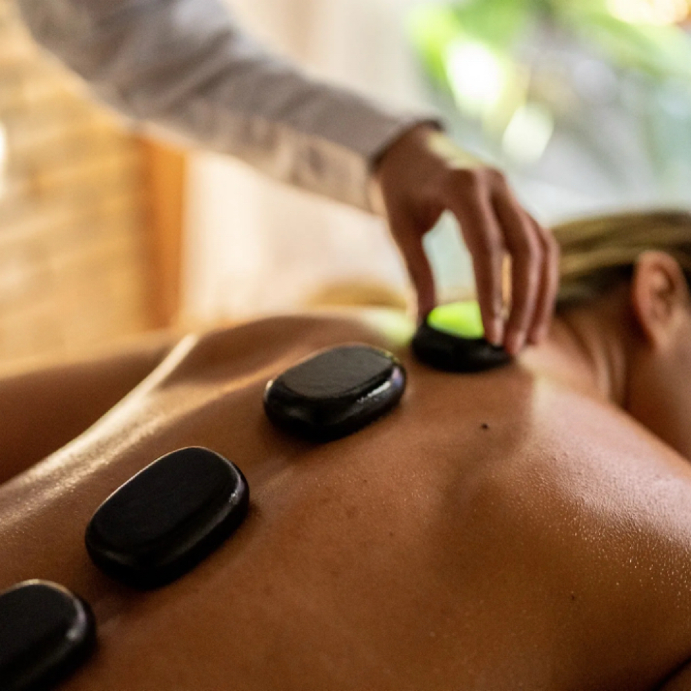 Intuitive Massage 60 min at The Hive Beauty and Wellness in Vancouver, WA