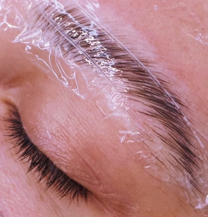 BROW LAMINATION