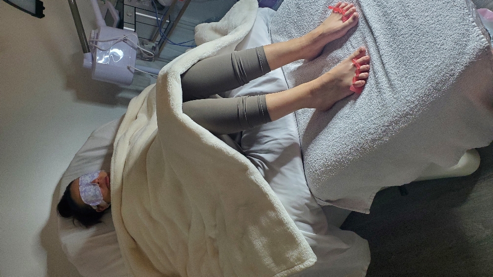 90min Restoration Pedicure