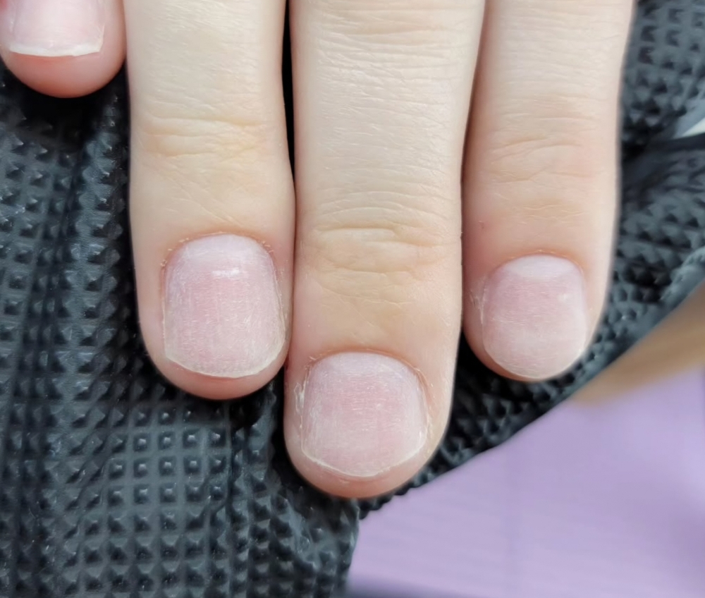 Detailed Cuticle Care