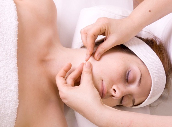 Circadian Rhythm Reset Facial