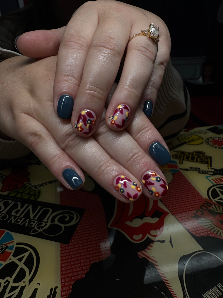 gel manicure🩷