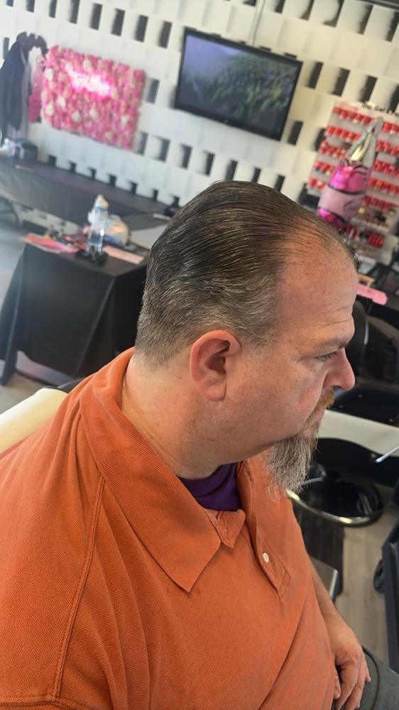 Men’s hair trim