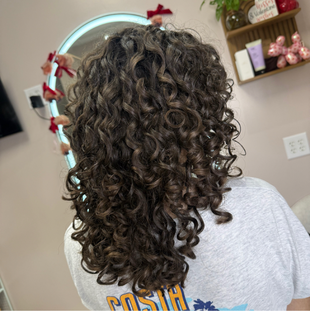 Curl/Wave Revive Experience at Bonita Artistry by Pauline Jenisse in Lakeland, FL