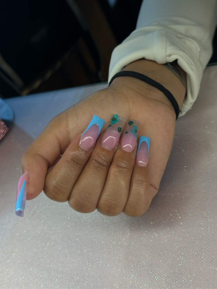 Fill 2-3 Weeks at The Beauty Cave in Nampa, ID