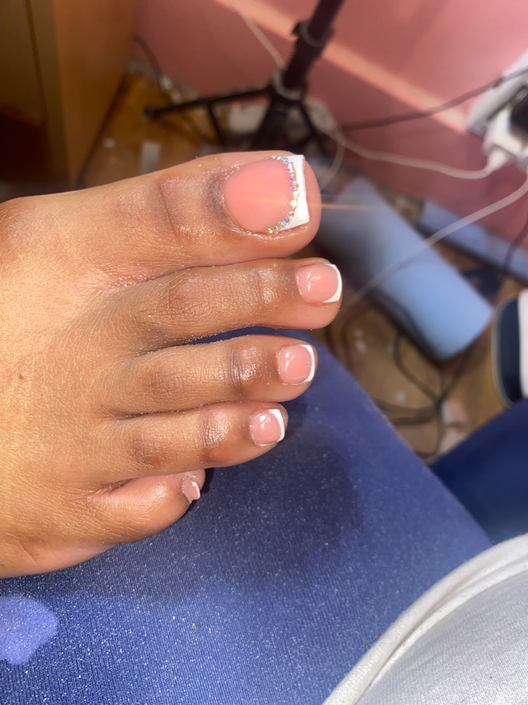 Toe Frenchie