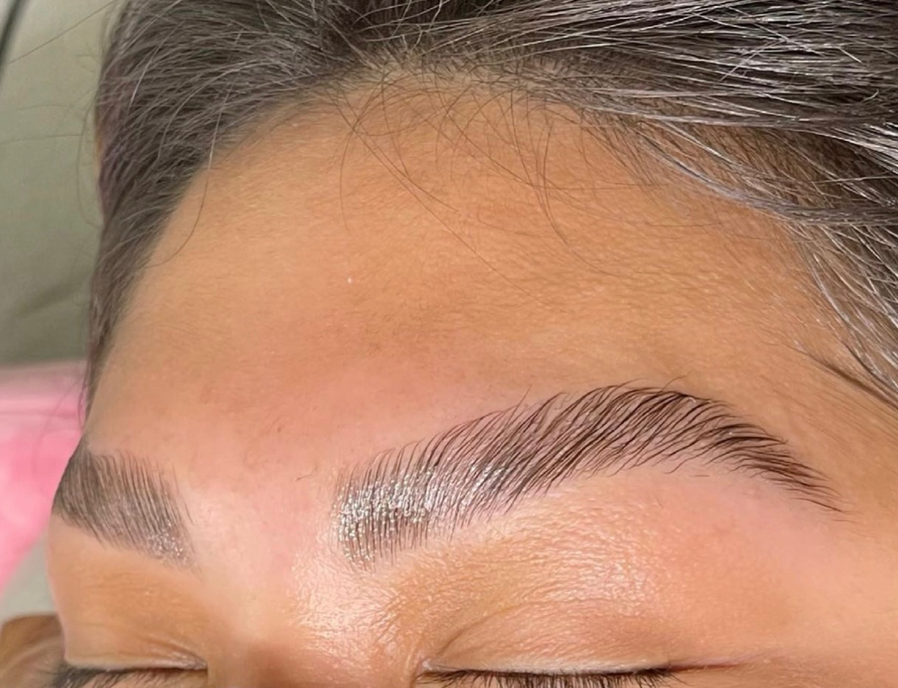 Brow Lamination And Wax