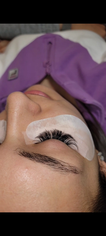 Lash Extension Removal
