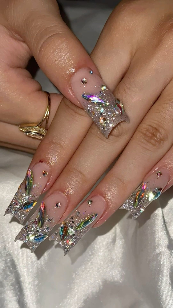 Gems Amd Glitter