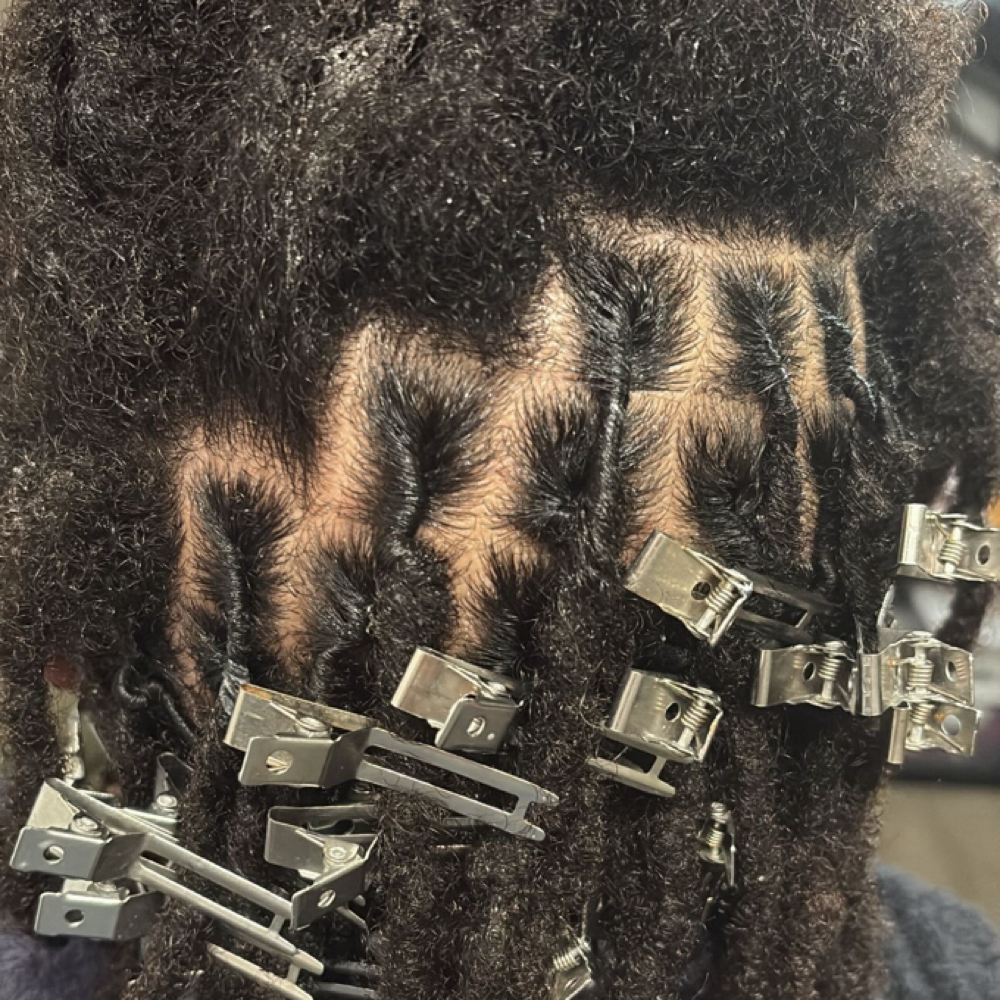 Retwist at Nikki The Stylist in Elk Grove, CA