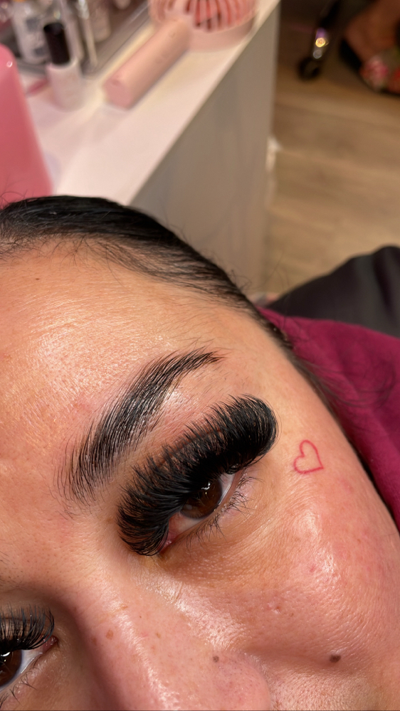 Brow Lamination And Tint