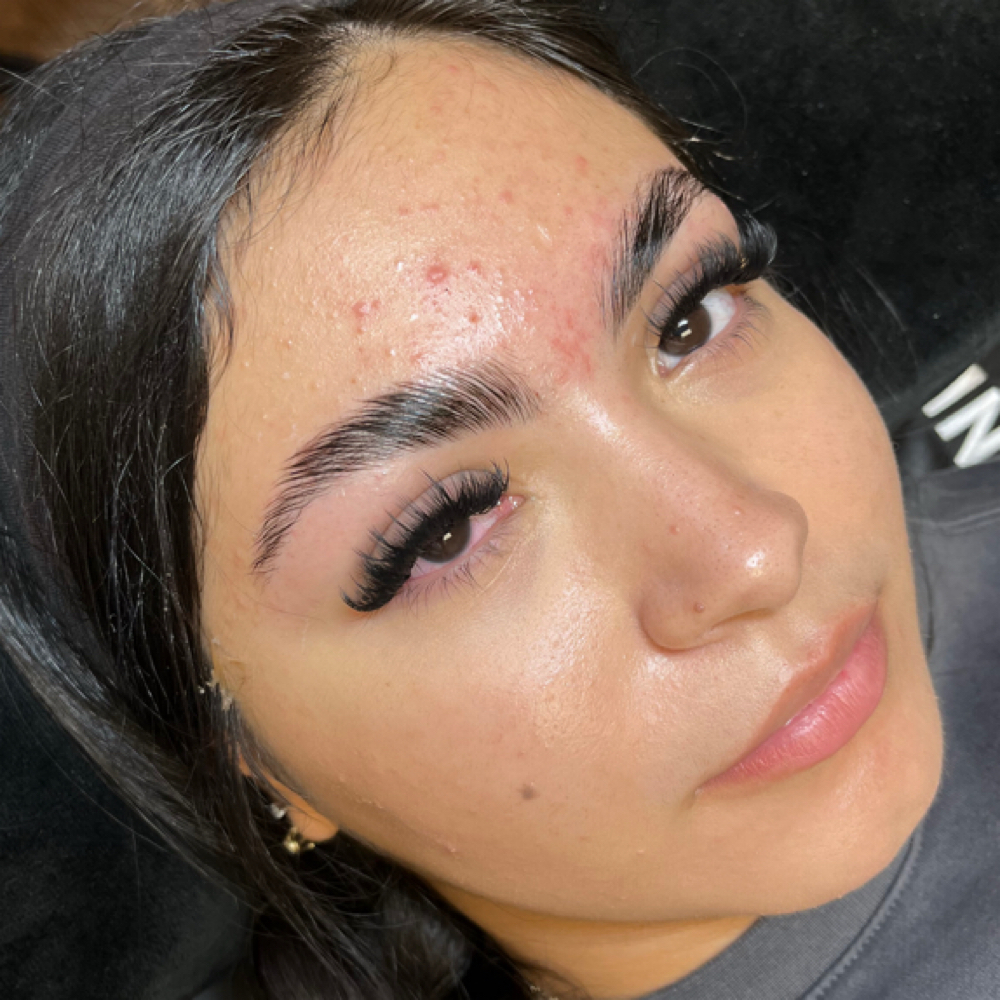 Lash Fullset Returning Client at FATIXSKIN LLC in Grand Prairie, TX