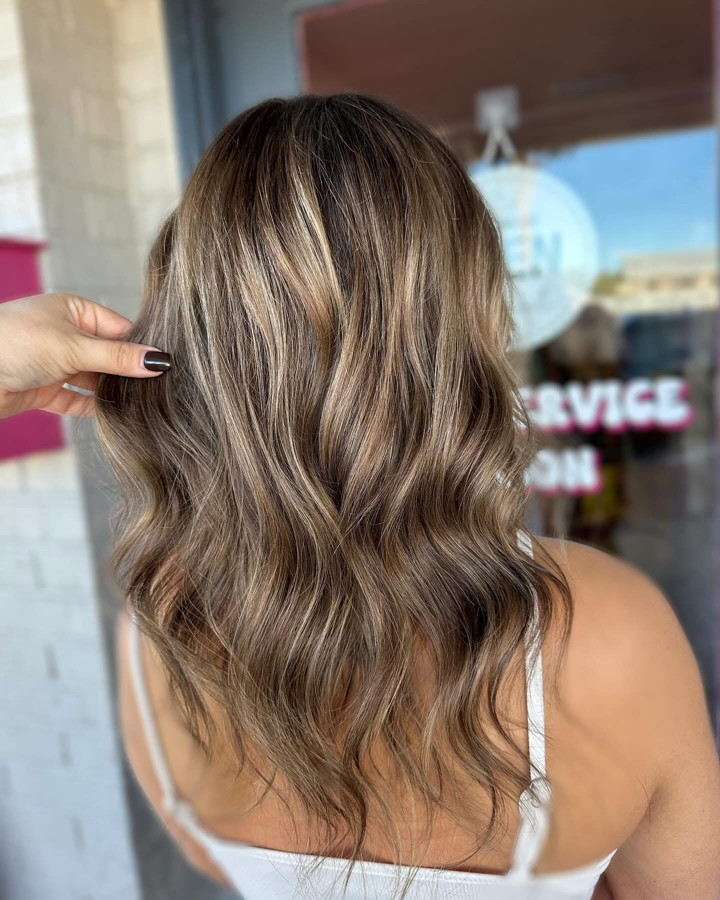 Partial Balayage/Teasy Light