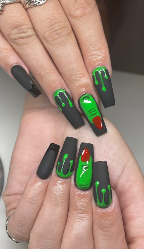 Detailed Nail Art