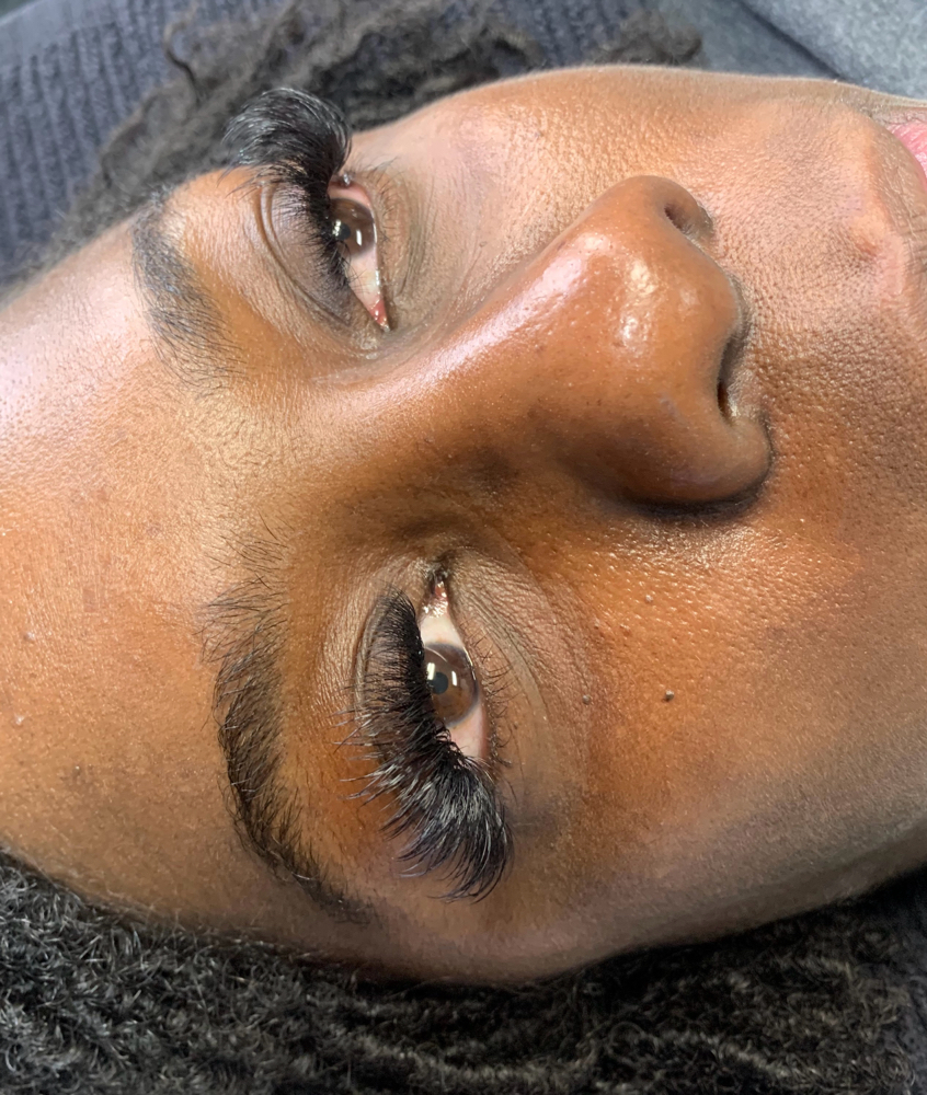 Lash Extension Removal
