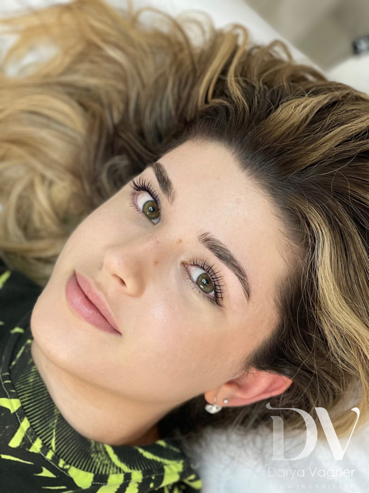 Eyebrow Shaping(threading+tweezing)