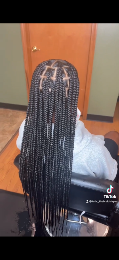 Large Waist Length Knotless