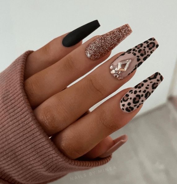Add Nail Art