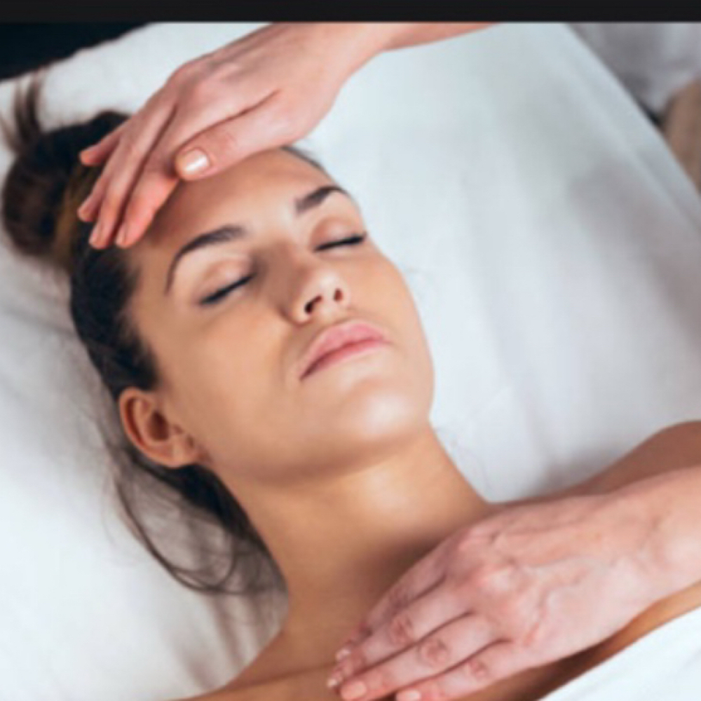 Reiki Relaxation Therapy at Luna Wellness Beauty & Reiki Studios in Phoenix, AZ