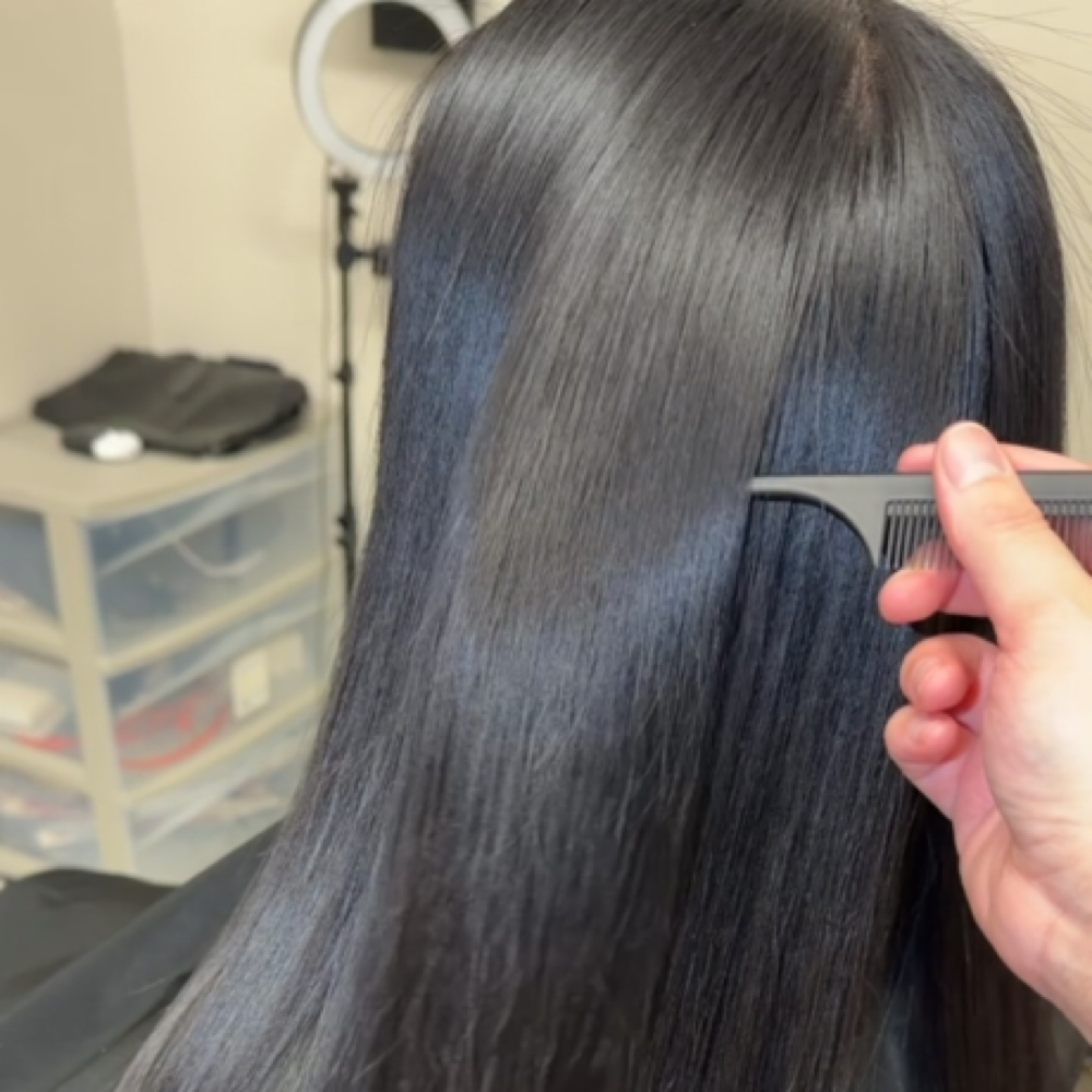 Brazilian Blowout Smoothing Treat at Uniquely Yours Beauty Bar in Melrose Park, IL