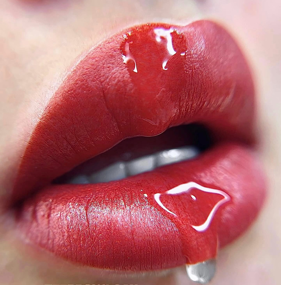 Lip Blush/Naturalization