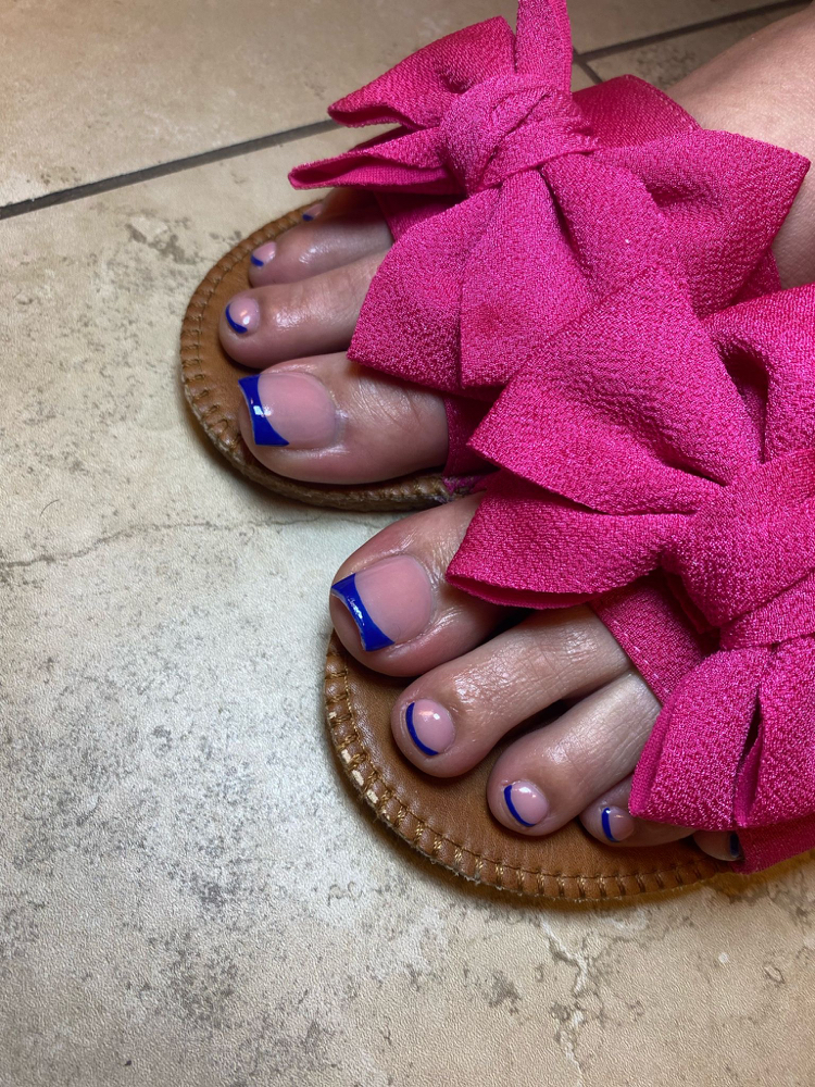 Acrylic On Toes