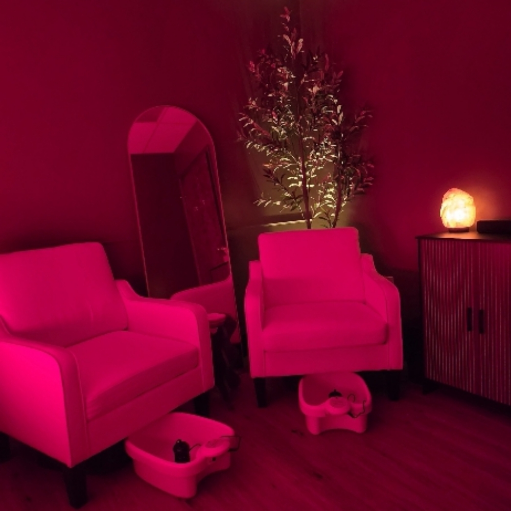 Ionic Detox Foot Bath (4 pack) at Skin Bar Buffalo in West Seneca, NY