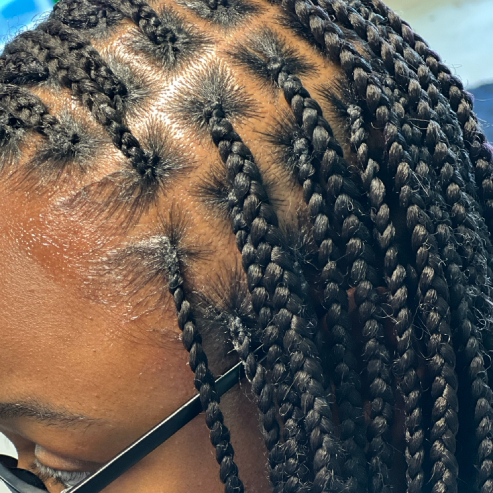 Smedium Knotless at Ohana’ Beauti Salon in Anderson, SC