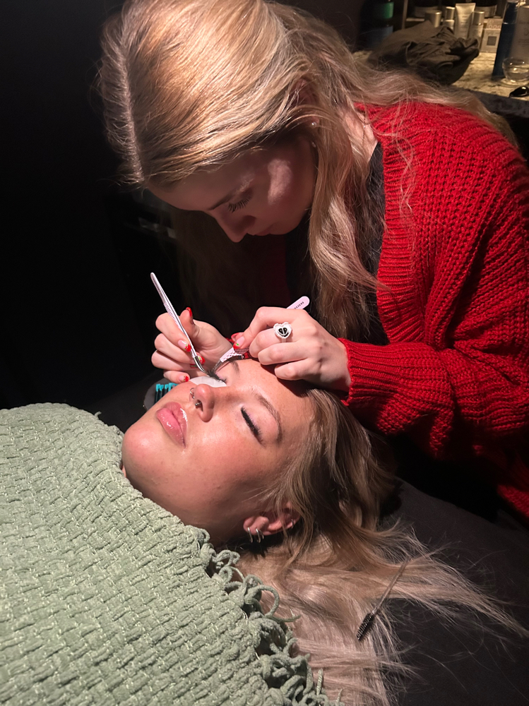 Classic Lash Extension~ Full Set at Lakynesty in Washington Court House, OH