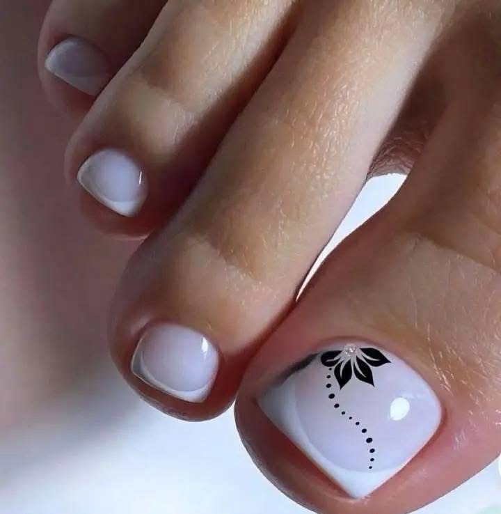 French Pedicure