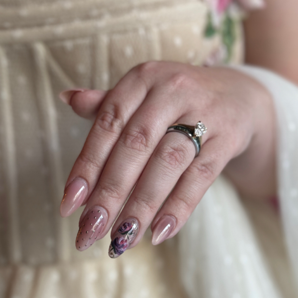 Custom Press-on Nail Extensions at Tiptoe with Jessie in Lynden, WA